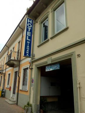  Hotel Niagara  Казелле Торинезе